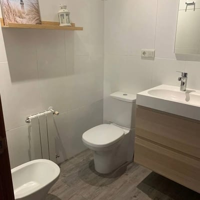 Langzeitmiete einer gemütlichen 3-Schlafzimmer-Wohnung, 125 m², in einer geschlossenen Wohnanlage, Elche, Spanien